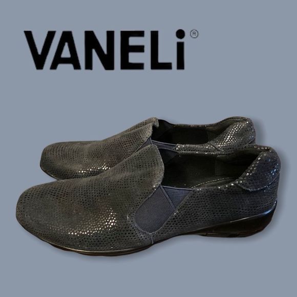 Vaneli Sport "Anemone" Navy Metallic Loafers 6 - Picture 1 of 5